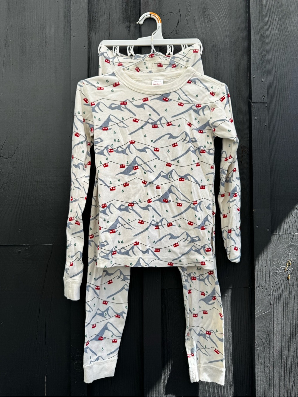 Hanna Andersson Mountain Print Long Sleeve Pajama Set - Cream with Red & Blue
